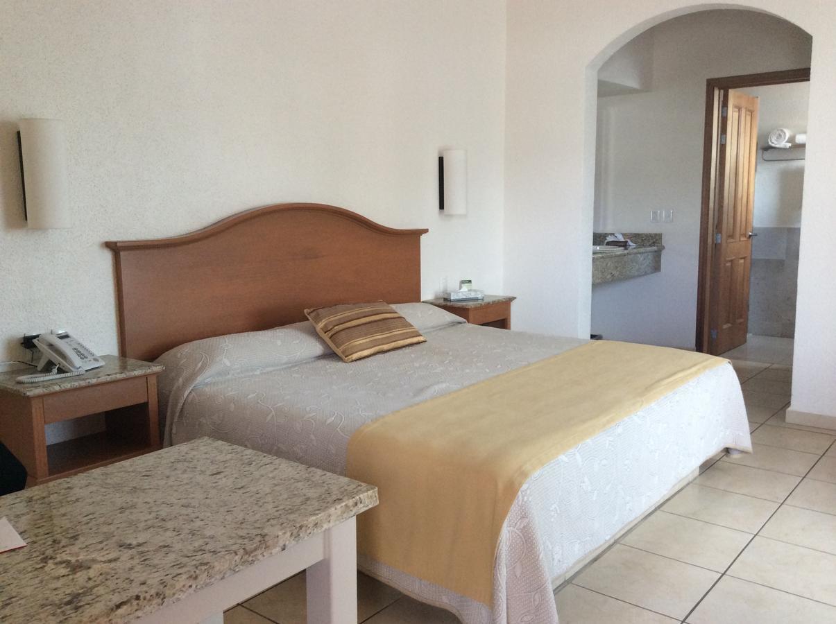 Hotel Fuerte Real Ciudad Guzman Cameră foto